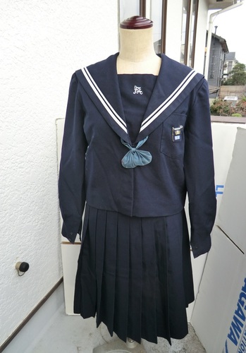  和歌山県　和歌山北高校　冬服（校章・学年章・リボン付き）　セーラー服