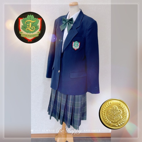 東京都 港区立高松中学校　高松中学校　エンブレムが印象的　個性的グリーンチェックスカート