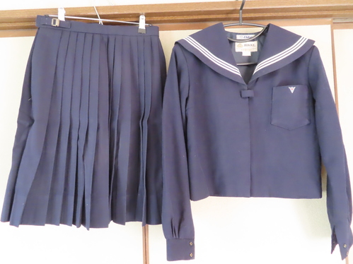 和歌山県 少し大きめ 県立 和歌山商業高校 冬 セーラー服