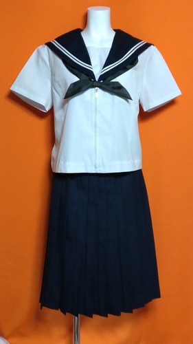 愛知県 愛西市立 佐織中学校 オリーブdes制服 セーラー スカート スカーフ 夏服 セット。