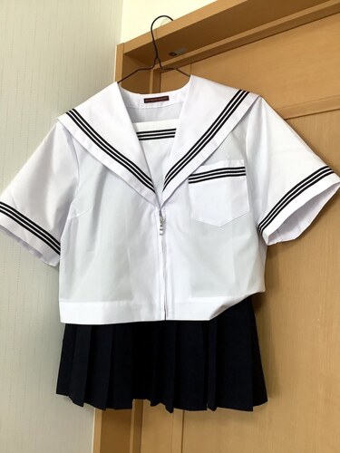 [不明] 【hiromichinakano】中間セーラー服 （半袖）＋スカート