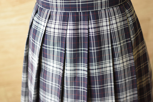  c■プレディシャン 福岡県 女子学生制服 人気チェック柄 夏スカート■グレー・濃紺・赤