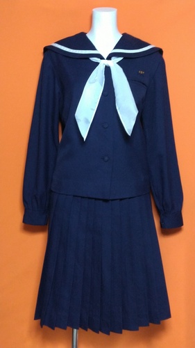 沖縄県 南城市立 大里中学校 美品 ガッキー母校 制服 セーラー スカート  大きいサイズ 冬服 。