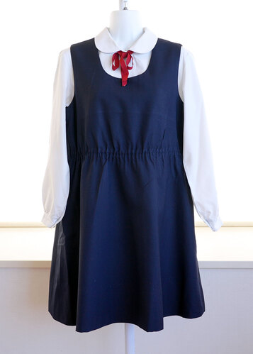  ▽愛知県 聖霊中学校 冬服セット その1 女子制服卒業生の保管品