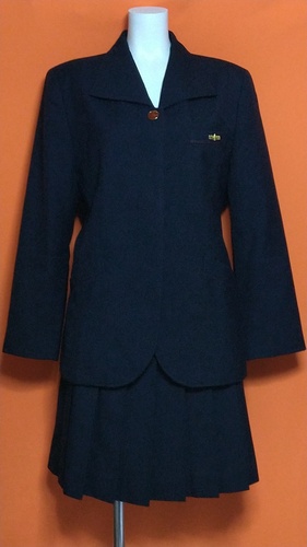 広島県 尾道商業高校 制服 ブレザー スカート バッチ 冬服 セット。