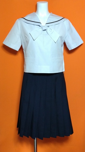 [不明] 女子 オリーブdes 制服 セーラー  スカート リボン 不明夏服 セット。 