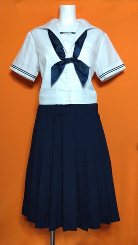 熊本県 清水中学校 制服 セーラー スカート スカーフ セット。