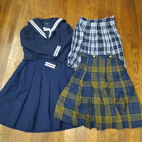 [不明] 学校名不明　セーラー服　紺色スカート　チェックスカート2枚　　計4枚　【A143】