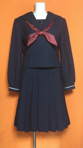 熊本県 鹿本高等学校 制服 セーラー スカート スカーフ 冬服 セット。