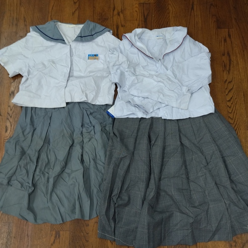 [不明] 吉野中学校セーラー服を含む・学校名不明セーラー服　スカート　チェックスカート　計4枚　【A163】