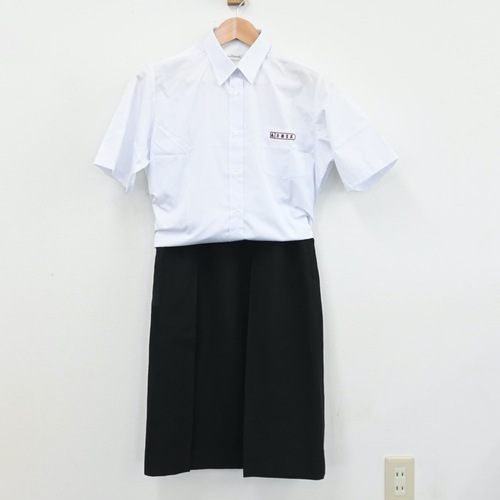 値下げ】東山中学・高等学校 制服その他一式 - 大阪府の服/ファッション