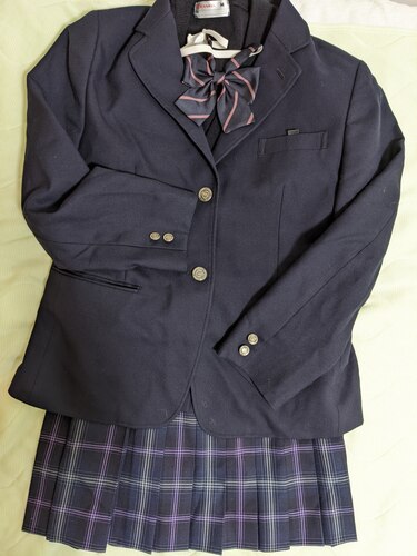 広島県 【スカートとても短い】飛鳥未来高校 女子　冬上下セット
