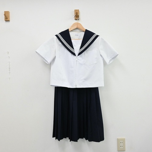  愛知県 尾西第一中学校 女子制服 2点 sf011518
