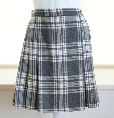  ▽岐阜県 中京高校 スカート グレーチェック（w63) 女子制服卒業生の保管品