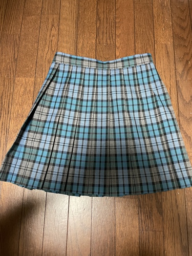 神奈川県 新栄高校　冬スカート