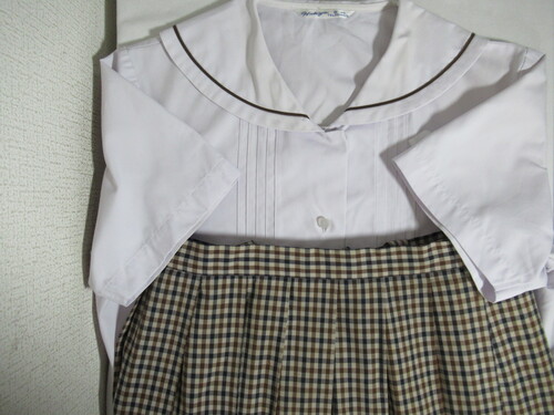 �{�茧 9115�@640�@�傫�ȃT�C�Y�I���ڑ䒆�w �ăZ�[���[�㉺�Z�b�g �O�{�^��