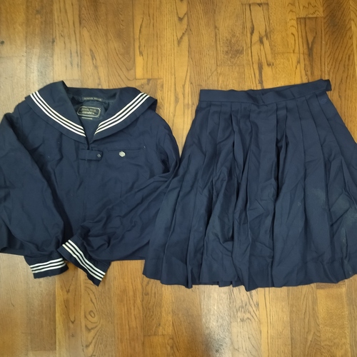 [不明] 学校名不明　セーラー服・スカート（冬用）　計2枚　【K081】