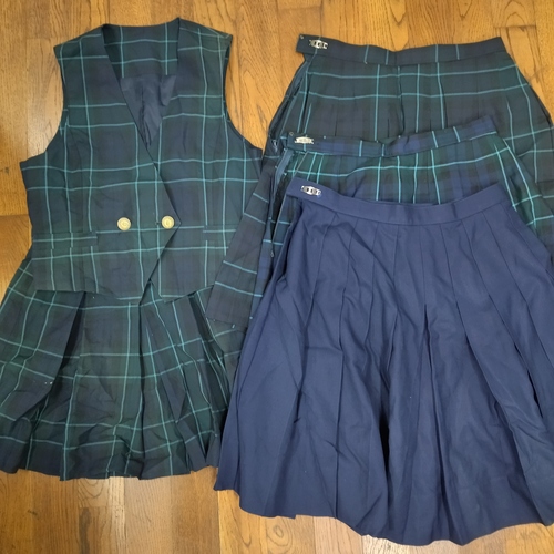 埼玉県 山村学園　ベスト・チェックスカート3枚・紺色スカート　計5枚　【K123】
