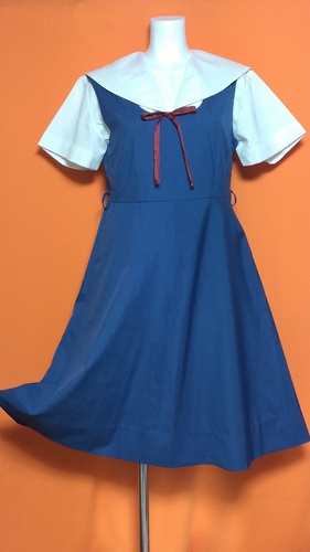 広島県 女子制服 青系 ジャンパーフレアスカート セーラー  紐タイ 夏服 セット。