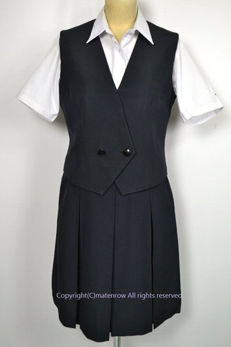 伊勢崎商業高校の夏服、冬服の制服上下セット