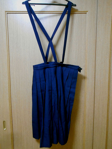 [不明] メーカー不明 (W70〜76-56) 冬服 吊りスカート