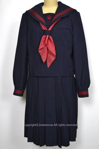  ●埼玉県 さいたま市立桜山中学校 赤ラインセーラー冬服 スカーフ