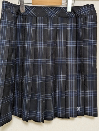 神奈川県 新羽高校　冬スカート　大きいサイズ