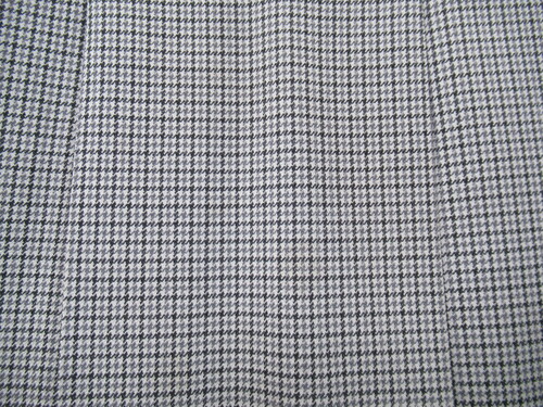 熊本県 1142　560　冬ジャンパースカート MITSUTA 黒＋グレー チェック柄
