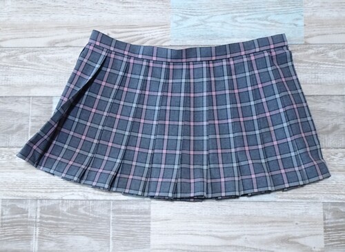 [不明] 3-152☆ELLEチェックの夏スカート　超ミニ丈　ベルト下丈26ｃｍ