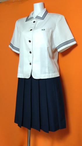 東京都 日本大学第三中学校 森英恵 大きいサイズ制服 ブラウス スカート  夏服。