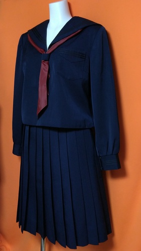 [不明] 女子制服 ヒロミチナカノ 大きいサイズ  明紺セーラー 。スカート スカーフ  不明冬服 セット。