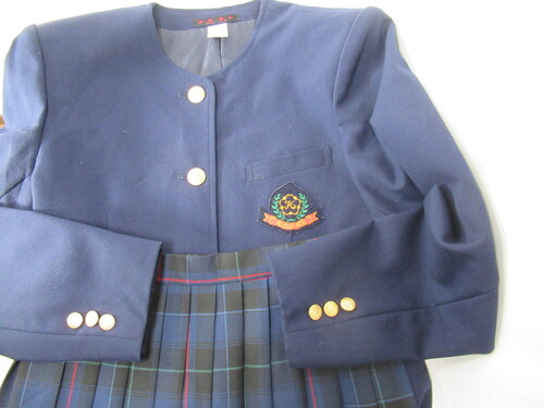 熊本県 1818　1090　熊本中央女子高校 冬制服上下セット