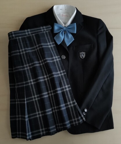 愛知県 私立 聖カピタニオ女子高等学校　制服