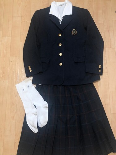 秋田県 横手城南高校の制服（現行タイプ）冬服のセット★Lサイズ