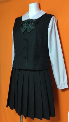 [不明] 女子制服 M.YURIKO 美品 ベスト ミニスカート。ブラウス リボン 不明中間。