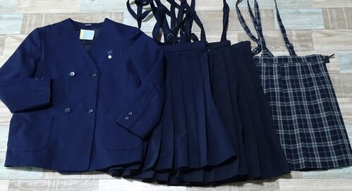 [不明] 9-103☆小学生サイズ☆イートン型ブレザー吊りスカートMIX5点セット　サイズ140〜160