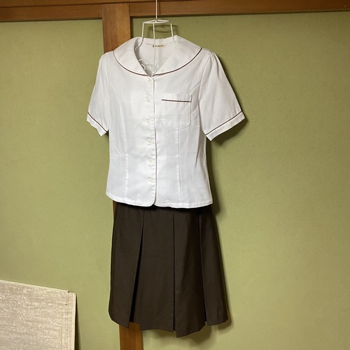 京都府 ノートルダム女学院中学校・高等学校 夏服半袖ブラウス 制服/学生服/kamesan - コスプレ