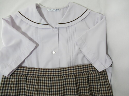 �{�茧 4665�@610�@���ڑ䒆�w �ăZ�[���[�㉺�Z�b�g �傫�߃X�J�[�g