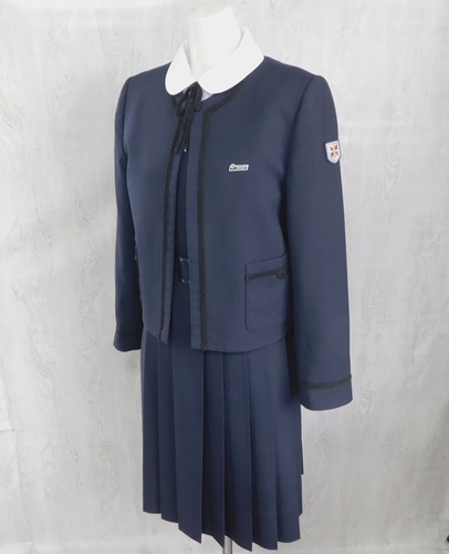 高校 制服 値下げしました！ 入れ替えれ 