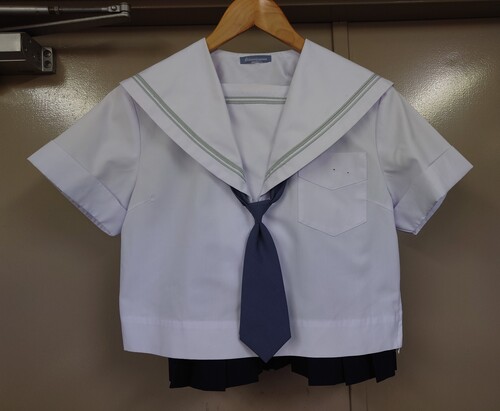 大阪府 四天王寺中学校　夏制服セット　超ミニスカート