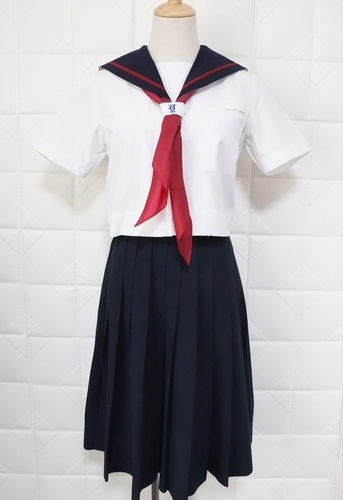 [不明] 中学校 女子 制服 前開き セーラー服 夏服上下セット スクールパール
