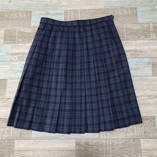 山形県 3-35☆山形第四中学校☆チェックの冬スカート　【前裏地】　大きなサイズ