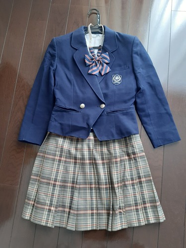 制服市場 - 新着商品