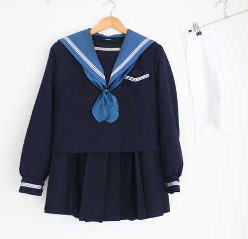 制服市場 - 新着商品