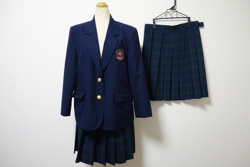 制服市場 - 新着商品