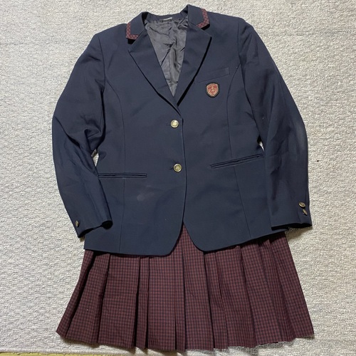 制服市場/在庫数日本一/完全無料の制服オークション