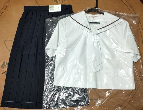  �y���F���C���z���R�`�����R�`�s����Z���w�Z���Đ������ăZ�[���[�����㉺�Z�b�g���^�C�t��3�_��