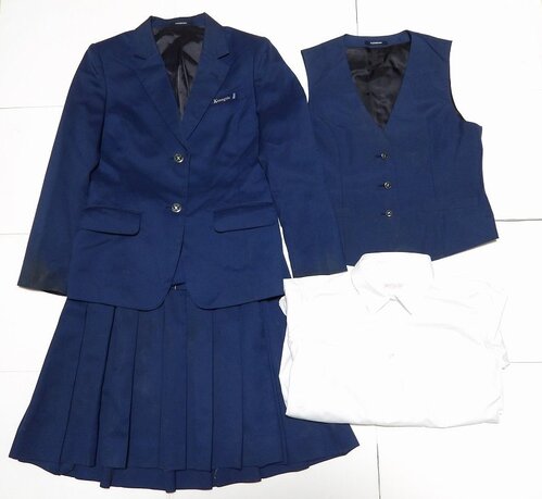 �����s �����q�s�����c���w�Z ���q�����Z�b�g�i�u���U�[+�x�X�g+�X�J�[�g+�����V���c�jm2209