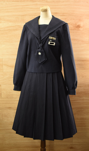  c傫165A ŹENX́EDtJR[ qw ~Z[[s