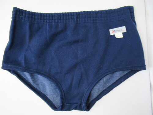 制服市場 - 検索結果